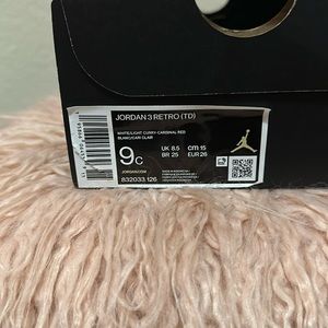 Toddler Jordan 3 retro cardinals size 9